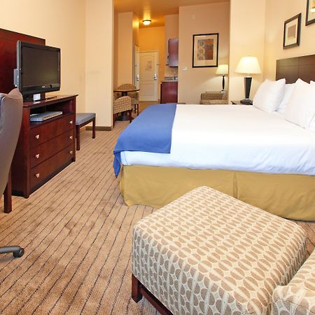 Holiday Inn Express Hotel & Suites Marshall By Ihg Szoba fotó