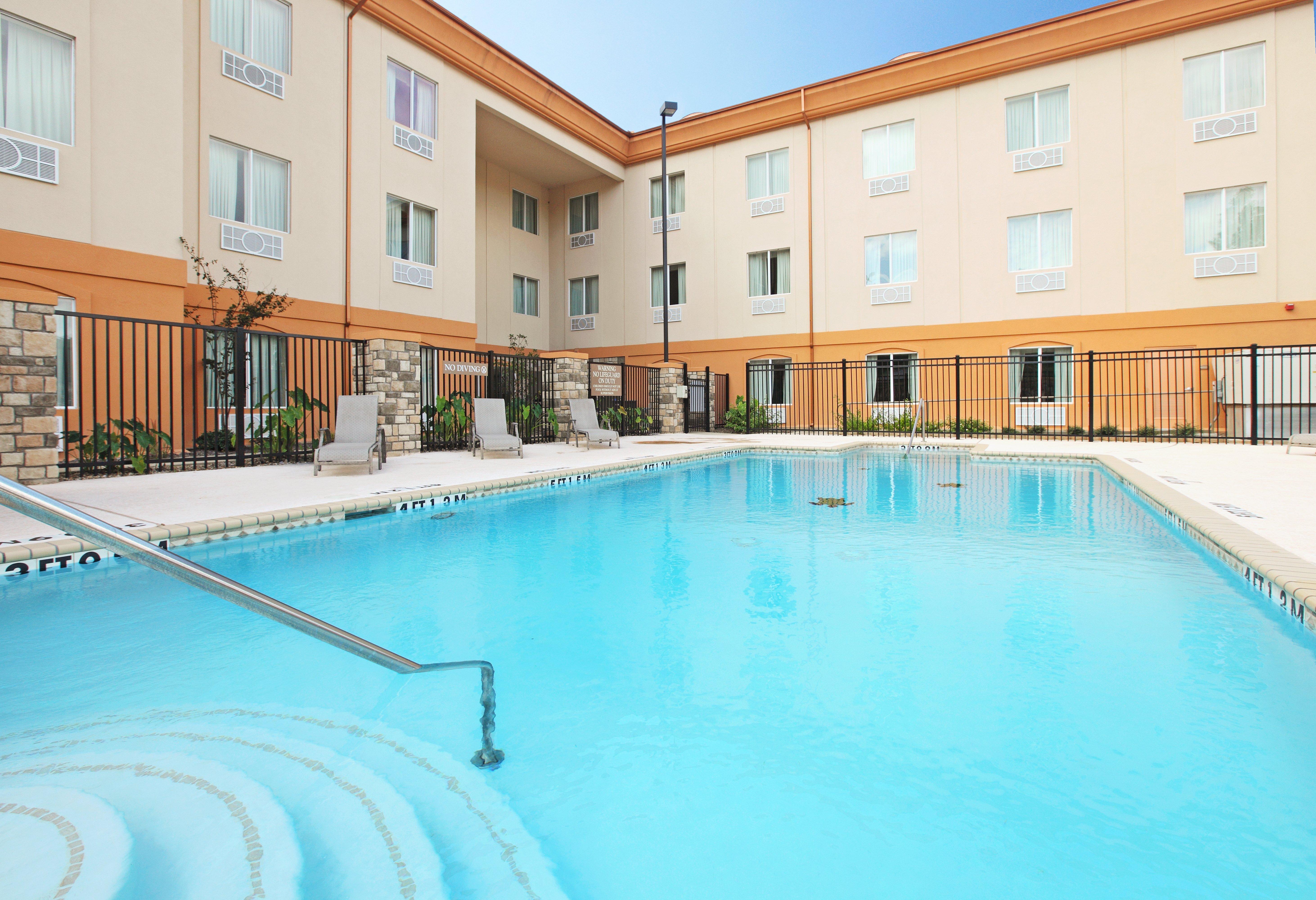Holiday Inn Express Hotel & Suites Marshall By Ihg Kültér fotó