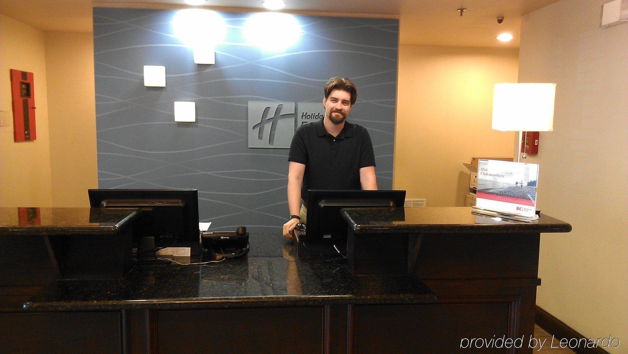 Holiday Inn Express Hotel & Suites Marshall By Ihg Kültér fotó