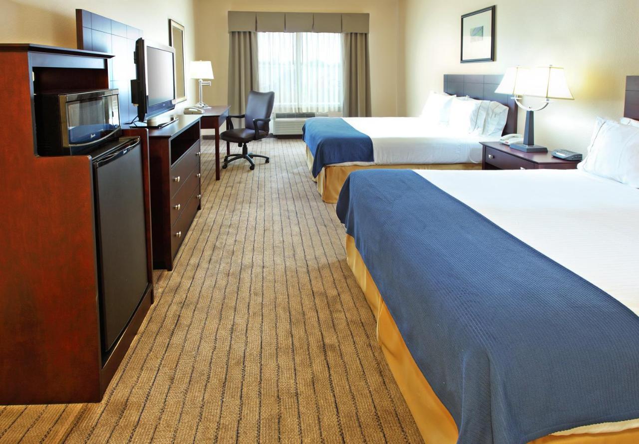 Holiday Inn Express Hotel & Suites Marshall By Ihg Kültér fotó